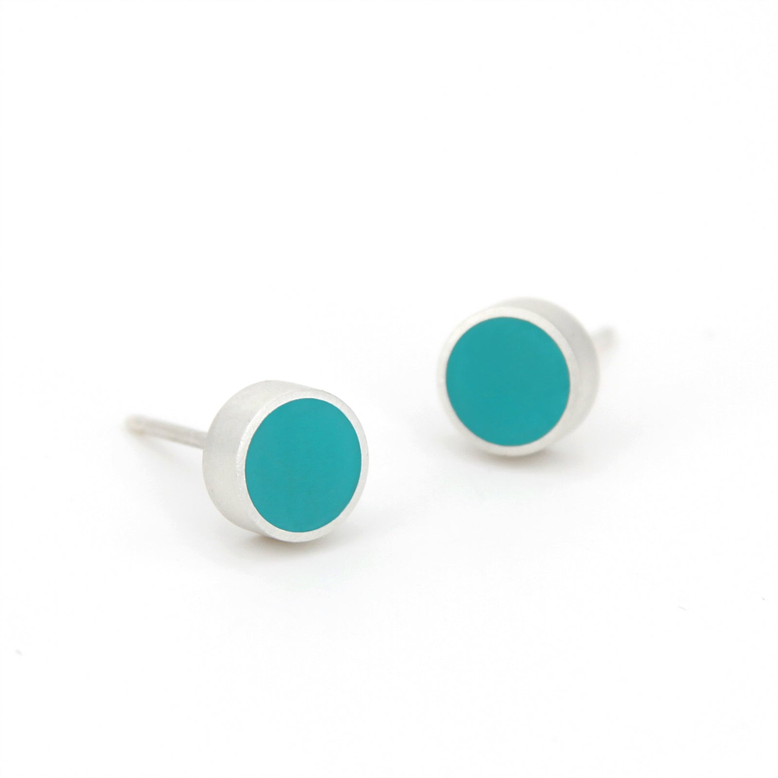 Dot Post Earrings